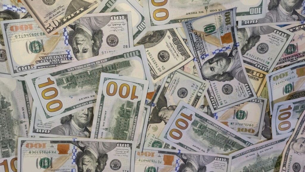 counterfeit dollar bills